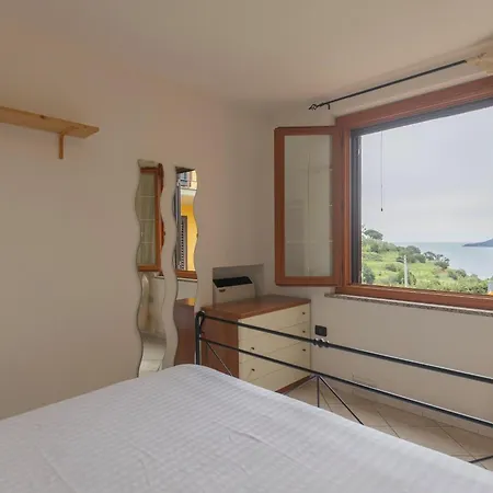 Capo D'arco Il Tuo Rifugio Con Vista Mare Casa de Férias