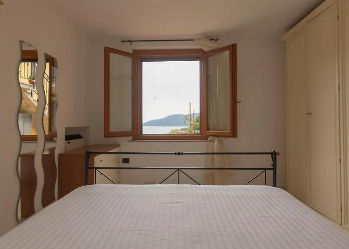 Capo D'arco Il Tuo Rifugio Con Vista Mare Tatil Evi *